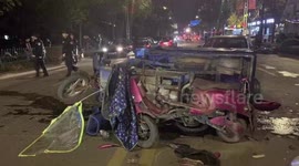 'Drunk' motorist driving in wrong direction crashes into four vehicles on busy road in China
