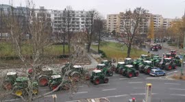 Thousands of tractors descend on Berlin as farmers stage protest