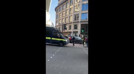 'Gunshots heard' at incident on London Bridge