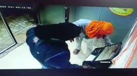 Bungling thieves leave behind cash while trying to uproot ATM machine