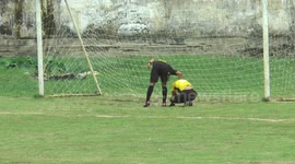 Goalkeeper makes a real hash of saving long-distance free kick
