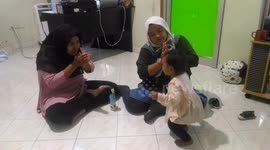 Sing and jump with mommy