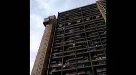 Trellick Tower graffities
