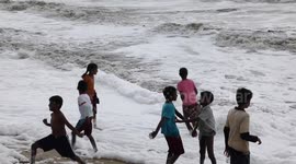 Children seen playing in 'toxic' foam blankets Indian beach