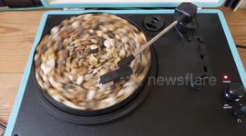 Rock and roll: Sound artist fills record player with gravel in oddly satisfying video