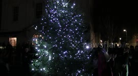 A london pub has set up this Christmas 'The High Street Gives Back' initiative in support of local food bank