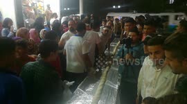 Syrian chefs claim world record with 18-metre shawarma