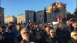 Large 'sardine' demonstration in Rome, against Italy's far-right League