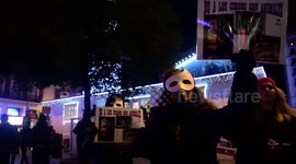 performance in the center of Madrid in the Plaza de Callao against animal circuses