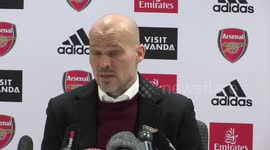 Freddie Ljungberg wants a decision on the management structure at Arsenal