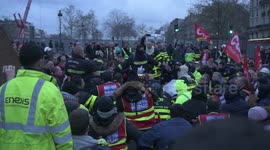 Firefighter leads 'Viking clap' during protest against Macron's reforms in Paris