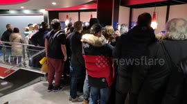 Determined fans crowd to watch 'Star Wars' UK premiere from window of nearby Burger King