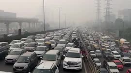 New Delhi protests cause traffic to jam for five-kilometres