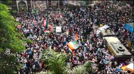 Heartwarming moment crowd of Indian protesters give way to an ambulance in Bengaluru, southern India