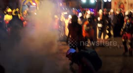 The chilean police attacked with teargas the fireman's and lifesavers