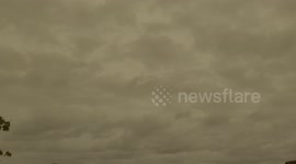 Eerie orange hue blankets Auckland New Zealand from Australian Bush fires pt1