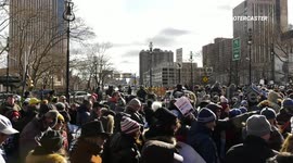 Thousands march across Brooklyn Bridge against anti-Semitism