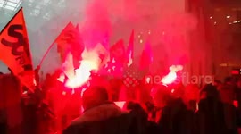 Incredible moment French protestors overtake financial giant Blackrock's HQ in Paris