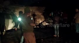 Commuters left stranded after rockslide crushes vehicles on Indian mountain road