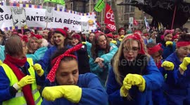 Feminists dance at Paris protest