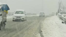 Flight operations disrupted after snowfall In Kashmir