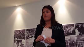 Lisa Nandy warns activists 'we're in the fight of our lives' at Labour leadership launch