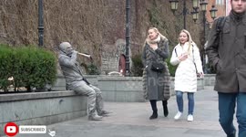 HUMAN STATUE  WITH LOUD HORN  PRANK - Amazing Living Human Statue