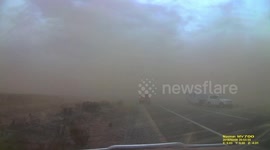 Timelapse shows entire dust storm engulf highway in Australia