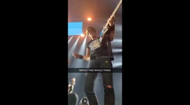 Keith Urban gives lucky fan his guitar mid-show in Vegas