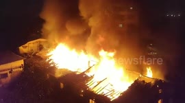 Massive fire guts Indian residential building after gas cylinder blasts