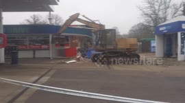 UK ramraiders steal cashpoint from Kent petrol station using JCB digger