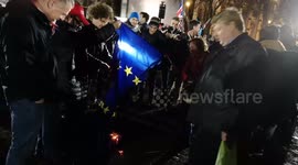 Brexit supporters thwarted by well-made EU flag that just wouldn't burn