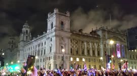 Crowds celebrate the countdown to the UK's withdrawl from the EU.