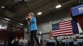 Iowa: Warren addresses rally in Cedar Rapids