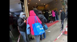 '10,000 Hong Kongers' queue to purchase face masks after waiting all night