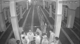 Bungling thief caught for turning off the lights while stealing charity box of places of worship in Indonesia