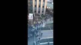 Police begin evacuating near East Croydon station after bomb threat
