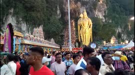 Malaysia: Thousands throng Batu Caves for Thaipusam despite coronavirus outbreak