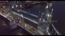 London Tower Bridge Night Time Drone Shot (BIRDS EYE VIEW 4K)