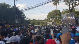 Thousands of Salvadorans have concentrated on the outskirts of the Legislative Palace before the call of President Bukele
