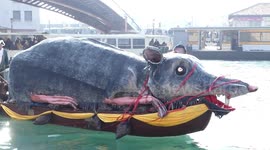 Mouse or Rat? Venice Carnival boat 2020