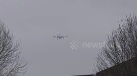 Storm Ciara travel Chaos at Heathrow Airport Flybe Dash8 GPRPH crabbing 9feb2020 1042a EDI