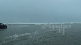 Scary moment couple in car get caught out by tidal surge during Storm Dennis