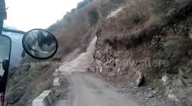 Sudden landslide disrupts traffic, leaves hundreds stranded in north Indian state of Himachal Pradesh
