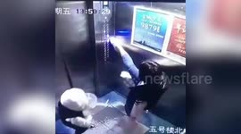 Chinese woman presses elevator buttons with her foot due risk of coronavirus infection