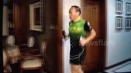 Quarantined Chinese resident jogs 100 kilometres in his living room in ten hours during coronavirus lockdown