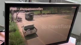 Eight injured including two children from roadside bomb in southern Thailand