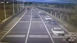 Dozen of cars get involved in pileup on Chinese highway
