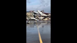 Deadly tornado devastates airport in Nashville