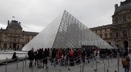 Louvre Museum reopens after temporary closure due to staff coronavirus fears